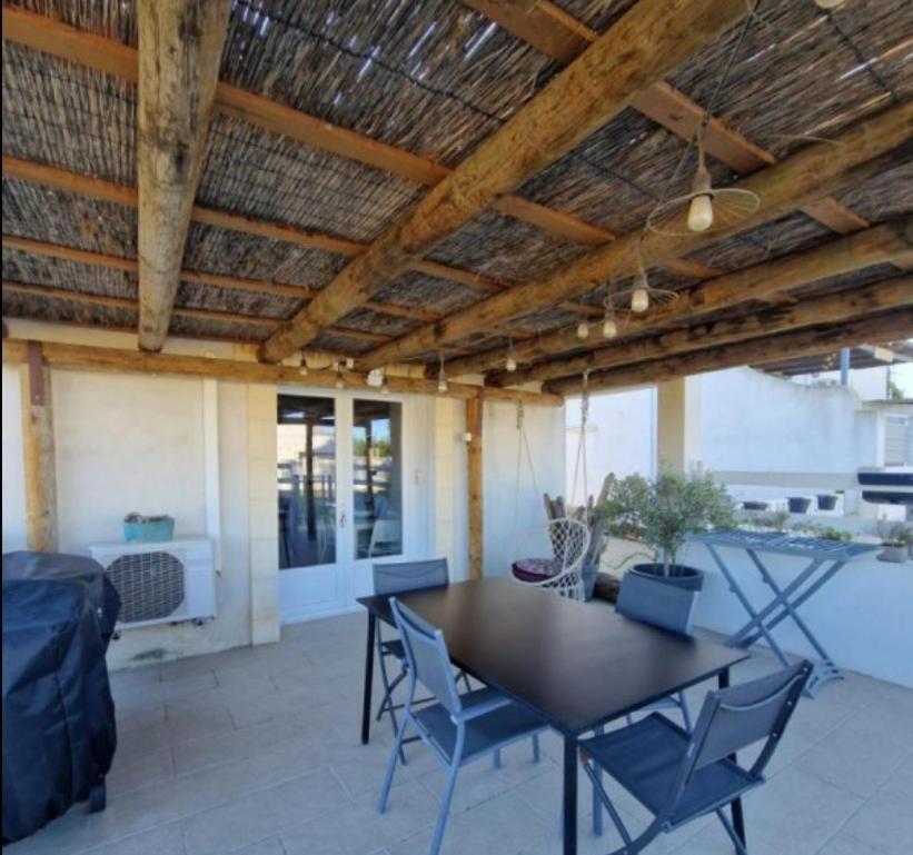 Les Maisons Du Paty Arles Bagian luar foto