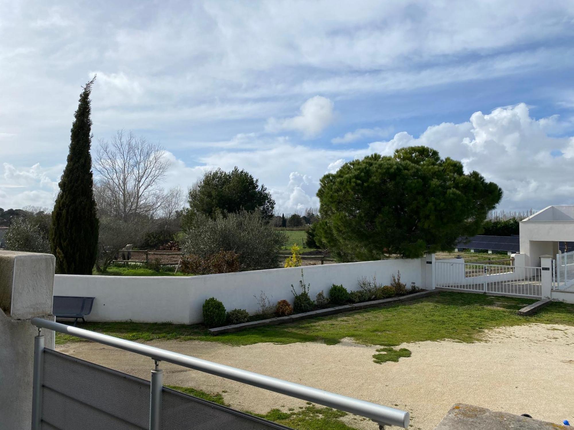 Les Maisons Du Paty Arles Bagian luar foto